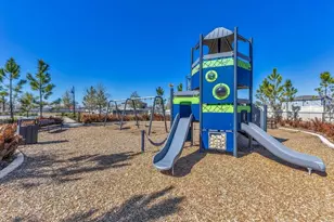 3719 Radiant Mountain Dr, Plant City, FL 33565 - Photo 28