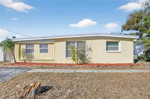 8343 95th Ave, Seminole, FL 33777 - Photo 2