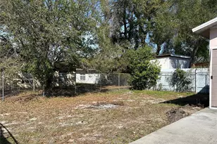 3808 E Osborne Ave, Tampa, FL 33610 - Photo 12