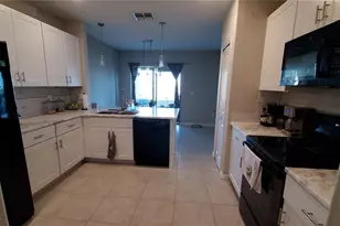 4410 Summer Savory St, Tampa, FL 33619 - Photo 8