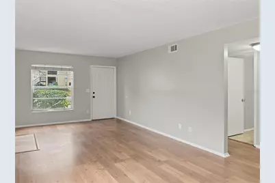 [Address not provided], Tampa, FL 33613 - Photo 12