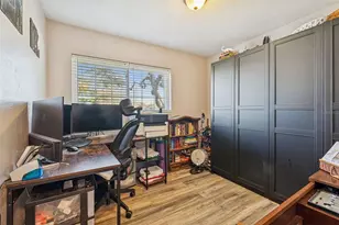 10224 N Oakleaf Ave, Tampa, FL 33612 - Photo 40