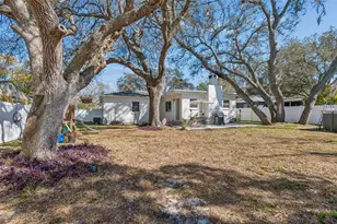 10224 N Oakleaf Ave, Tampa, FL 33612 - Photo 56