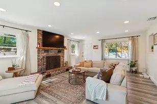 10224 N Oakleaf Ave, Tampa, FL 33612 - Photo 24