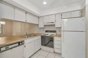 13250 Ridge Rd, Largo, FL 33778 - Photo 10