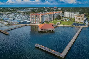 632 Edgewater Dr, Dunedin, FL 34698 - Photo 32