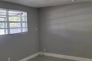 1405 Castleworks Ln, Tarpon Springs, FL 34689 - Photo 12