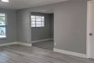 1405 Castleworks Ln, Tarpon Springs, FL 34689 - Photo 10