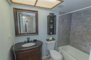 4605 Puritan Rd, Tampa, FL 33617 - Photo 14