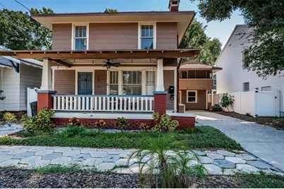 620 Earle Avenue N, Saint Petersburg, FL 33705 - Photo 1