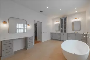 54 Aegean Ave, Tampa, FL 33606 - Photo 32