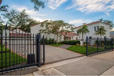 54 Aegean Avenue, Tampa, FL 33606 - Photo 2