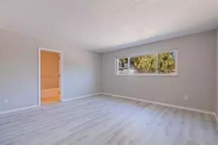 1013 55th Terrace S, Saint Petersburg, FL 33705 - Photo 18