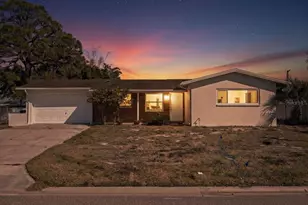 1013 55th Terrace S, Saint Petersburg, FL 33705 - Photo 2