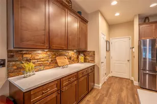 15537 Long Cypress Dr, Ruskin, FL 33573 - Photo 8