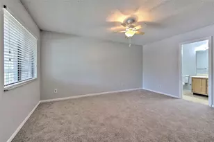 13403 Arbor Pointe Cir, Tampa, FL 33617 - Photo 22