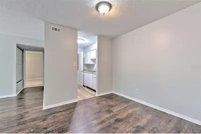 13403 Arbor Pointe Circle #304, Tampa, FL 33617 - Photo 12