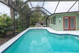 2807 45th St S, Gulfport, FL 33711 - Photo 12