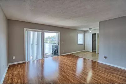 13760 Orange Sunset Drive #201, Tampa, FL 33618 - Photo 2
