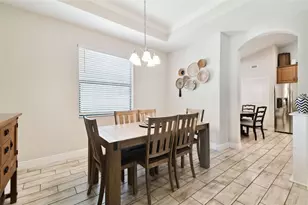 1241 Florablu Dr, Seffner, FL 33584 - Photo 10