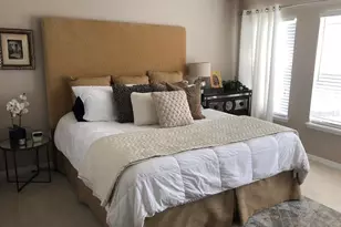 5185 6th Way N, Saint Petersburg, FL 33703 - Photo 8