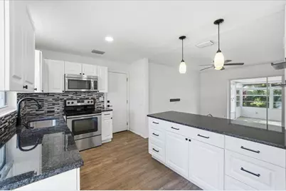 2954 Curling Court, Palm Harbor, FL 34684 - Photo 14