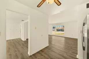 708 Tam O Shanter Ave, Sun City Center, FL 33573 - Photo 8