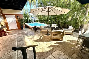 467 31st Ave N, Saint Petersburg, FL 33704 - Photo 2