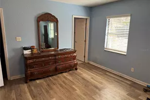 1736 W Country Club Dr, Tampa, FL 33612 - Photo 18