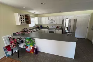 1736 W Country Club Dr, Tampa, FL 33612 - Photo 12