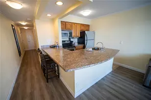 2506 N Rocky Point Dr, Tampa, FL 33607 - Photo 6