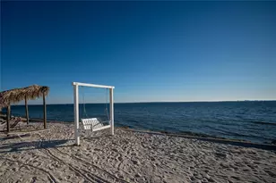 2506 N Rocky Point Dr, Tampa, FL 33607 - Photo 26