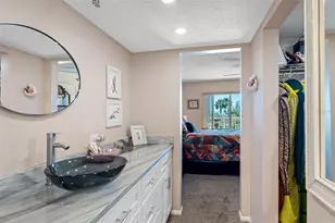 7430 Sunshine Skyway Ln S, Saint Petersburg, FL 33711 - Photo 28