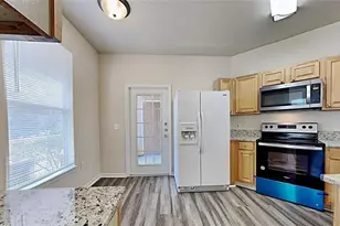 10431 Villa View Cir, Tampa, FL 33647 - Photo 4