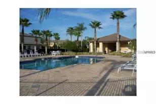 2431 Hibiscus Bay Ln, Brandon, FL 33511 - Photo 4