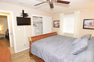 3873 Pompano Dr SE, Saint Petersburg, FL 33705 - Photo 38