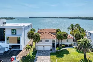 120 Sands Pt Dr, Tierra Verde, FL 33715 - Photo 2