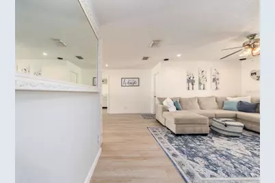 12410 Cumberland Drive, Largo, FL 33773 - Photo 8