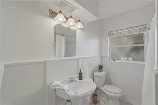 3515 Country Club Way S, Saint Petersburg, FL 33712 - Photo 22