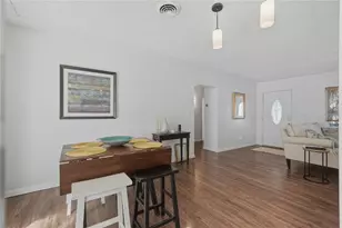 3515 Country Club Way S, Saint Petersburg, FL 33712 - Photo 8