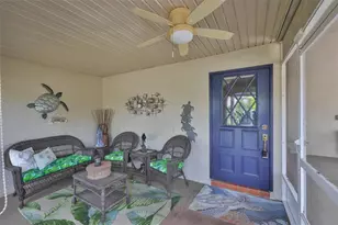 2001 Heathfield Cir, Sun City Center, FL 33573 - Photo 8