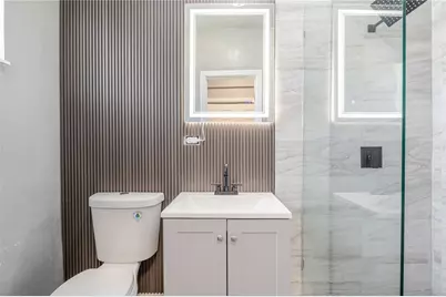 8725 N 52nd Street, Tampa, FL 33617 - Photo 24