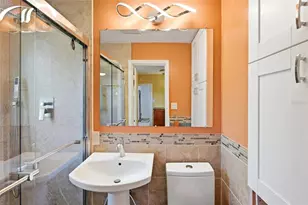 2701 56th St S, Gulfport, FL 33707 - Photo 40