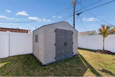 5682 46th Avenue N, Kenneth City, FL 33709 - Photo 34