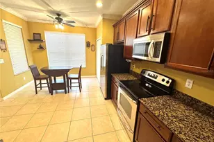 1483 Hillview Ln, Tarpon Springs, FL 34689 - Photo 8