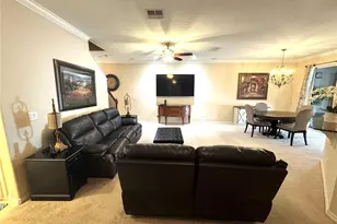 1483 Hillview Ln, Tarpon Springs, FL 34689 - Photo 2