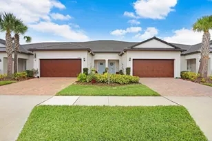 10385 Echo Dock Loop, San Antonio, FL 33576 - Photo 2