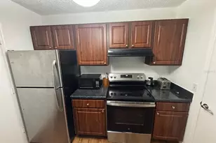11901 4th Street N, Saint Petersburg, FL 33716 - Photo 2
