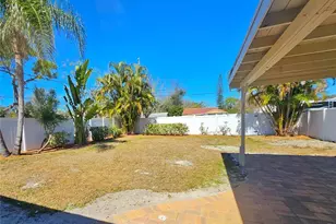 5610 Kelly Dr N, Saint Petersburg, FL 33703 - Photo 26