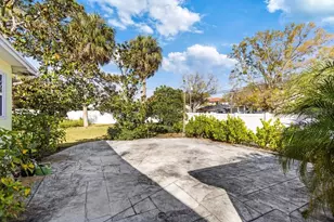 201 S Sherrill St, Tampa, FL 33609 - Photo 38